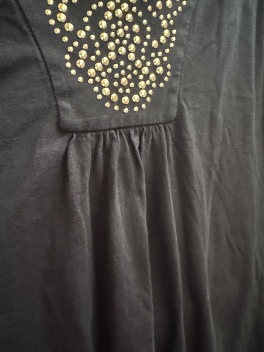 Josephine Chaus Black Sleeveless Studded V-Neck Women's Top - Picture 3 of 4